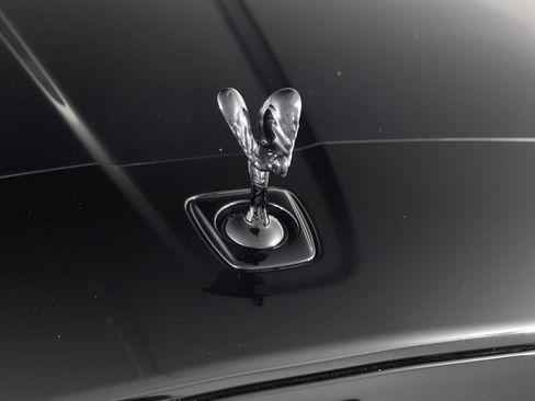 Certified 2025 Rolls-Royce Cullinan AWD/4WD image 31