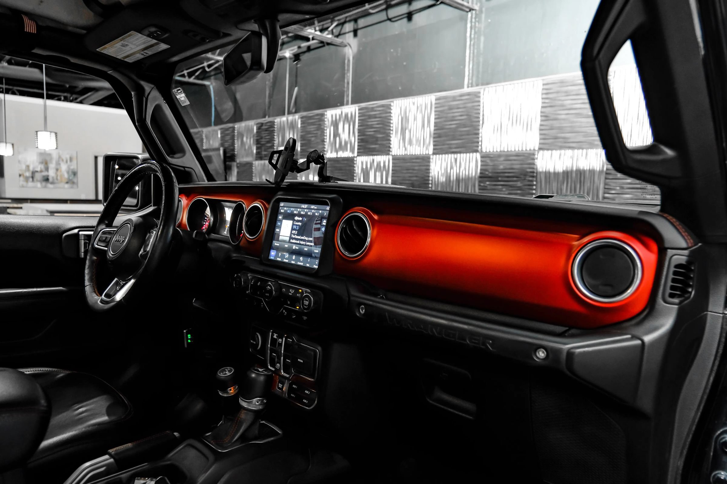 Used 2019 Jeep Wrangler Unlimited Rubicon AWD/4WD image 10