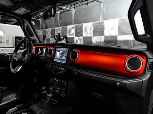 Used 2019 Jeep Wrangler Unlimited Rubicon AWD/4WD image 10
