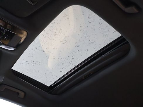 Used 2024 Lexus RX 350 Premium image 19