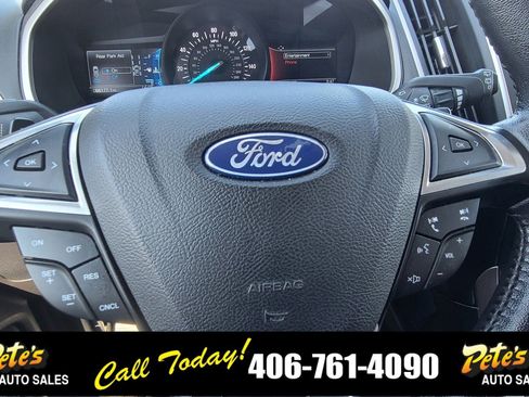 Used 2020 Ford Edge SEL image 25