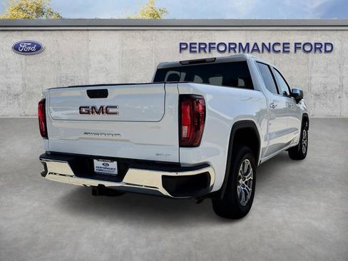 Used 2025 GMC Sierra 1500 SLT image 8