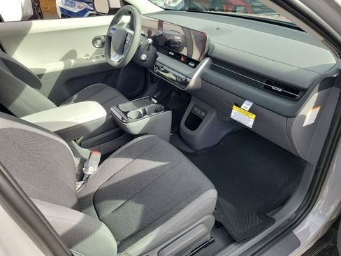 New 2026 Hyundai Ioniq 5 SE image 18