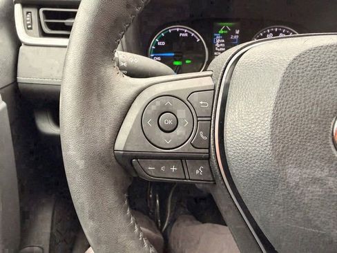 Used 2022 Toyota RAV4 XLE w/ Convenience Package image 21