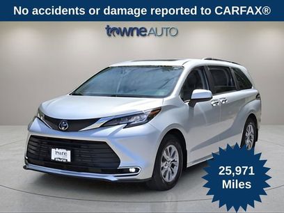 Used 2023 Toyota Sienna XLE w/ XLE Plus Package