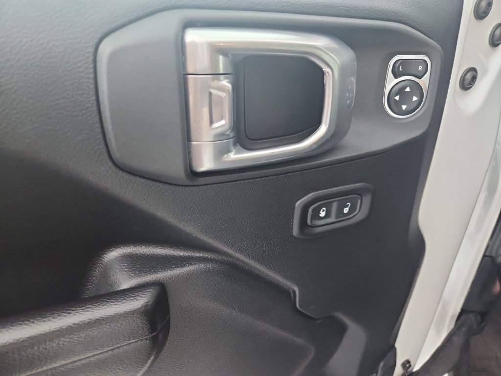Certified 2020 Jeep Gladiator Sport AWD/4WD image 24