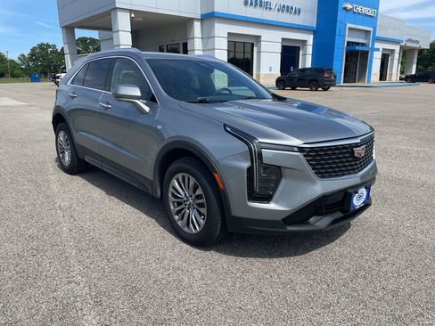 Used 2025 Cadillac XT4 Premium Luxury AWD/4WD image 7