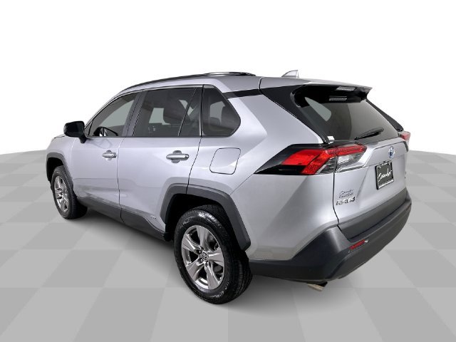 Used 2024 Toyota RAV4 LE AWD/4WD image 6