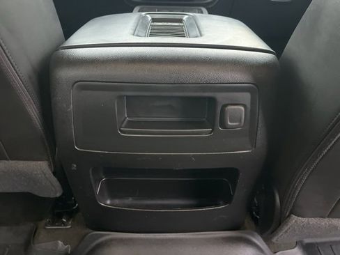 Used 2018 GMC Sierra 2500 Denali image 50