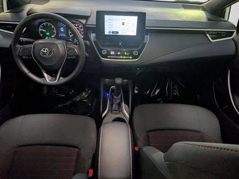 Used 2024 Toyota Corolla SE image 16