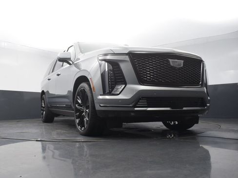 New 2026 Cadillac Escalade ESV Platinum Sport w/ LPO, ONYX Package AWD/4WD image 50