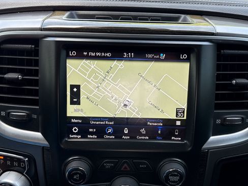 Used 2018 RAM 1500 Limited AWD/4WD image 16