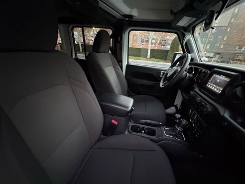 Used 2023 Jeep Wrangler Willys 4xe image 23