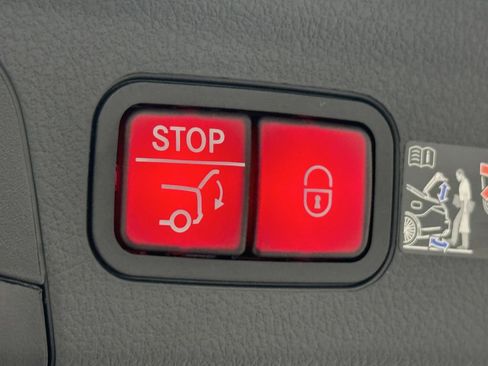 New 2026 Mercedes-Benz GLE 450e 4MATIC image 21