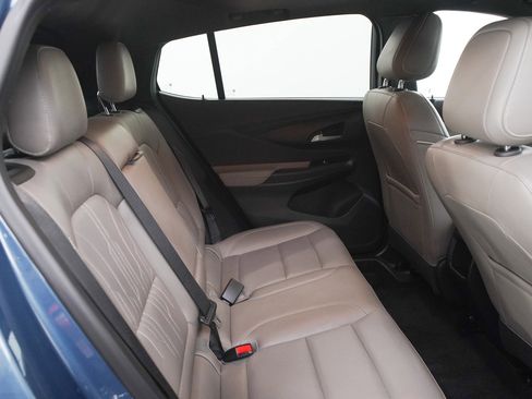 Used 2024 Buick Envista Avenir image 12