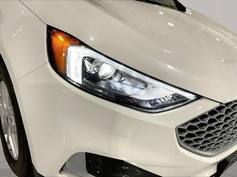Used 2024 Ford Edge SEL w/ Cargo Accessory Package AWD/4WD image 30