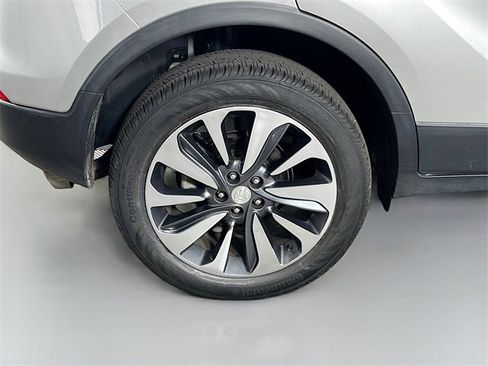 Used 2022 Buick Encore Preferred w/ Safety Package image 34