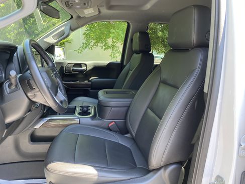Used 2022 Chevrolet Silverado 1500 RST w/ Redline Edition AWD/4WD image 16