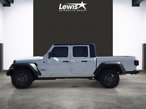 New 2026 Jeep Gladiator Sport AWD/4WD image 2