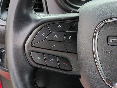 Used 2023 Dodge Challenger SXT image 15