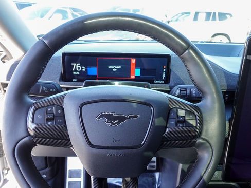 Used 2022 Ford Mustang Mach-E Premium image 10