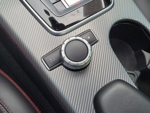 Used 2019 Mercedes-Benz SLC 300 image 29