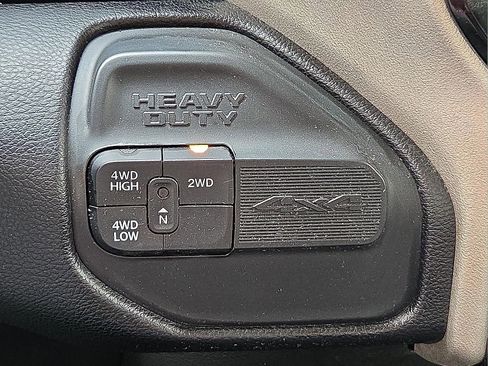 Used 2024 RAM 2500 Laramie AWD/4WD image 17