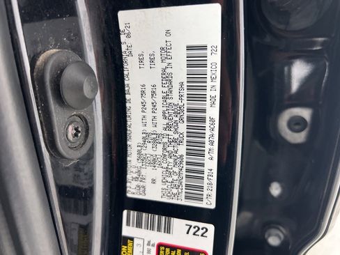 Used 2021 Toyota Tacoma SR image 27