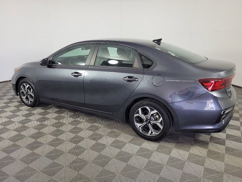 Used 2021 Kia Forte LXS FWD image 3