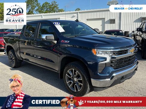 Used 2023 Chevrolet Silverado 1500 LT AWD/4WD image 9