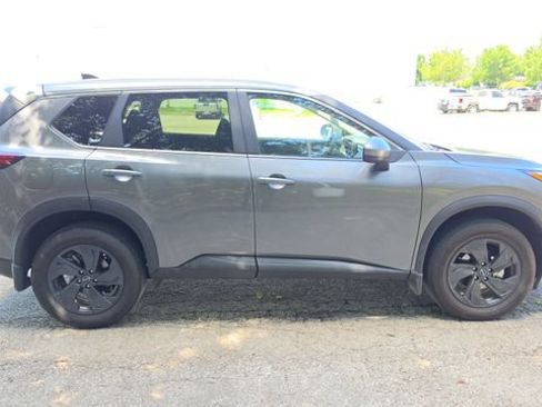 Used 2026 Nissan Rogue SV w/ Cold Weather Package AWD/4WD image 2