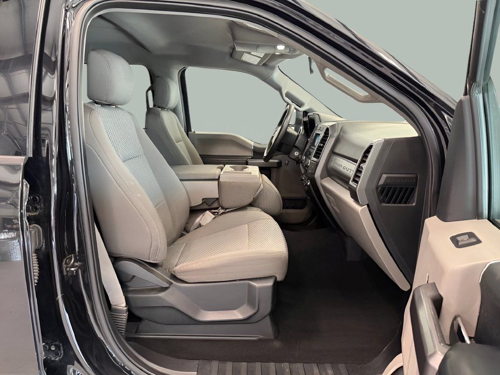 Used 2019 Ford F250 XLT AWD/4WD image 32