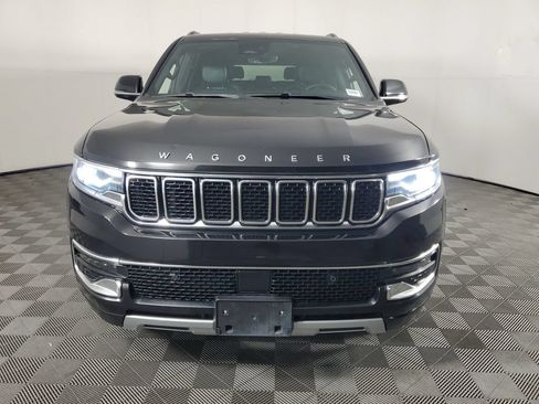Used 2023 Jeep Wagoneer L Series II AWD/4WD image 9