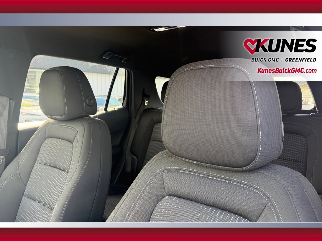 Used 2025 Chevrolet Equinox LT FWD image 41