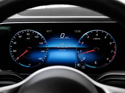 Used 2021 Mercedes-Benz GLE 350 4MATIC w/ 3rd Row Seat Package image 16