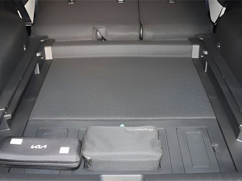 Used 2024 Kia EV6 GT-Line image 11