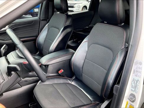 Used 2023 Ford Escape ST-Line Select AWD/4WD image 16