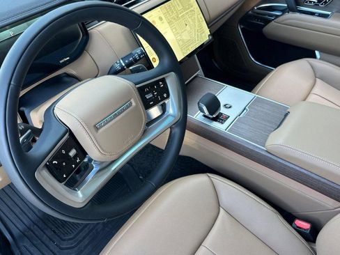 New 2026 Land Rover Range Rover SE AWD/4WD image 3