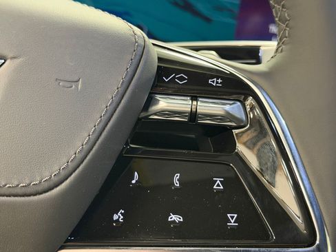 New 2026 Cadillac Escalade Platinum Sport AWD/4WD image 16