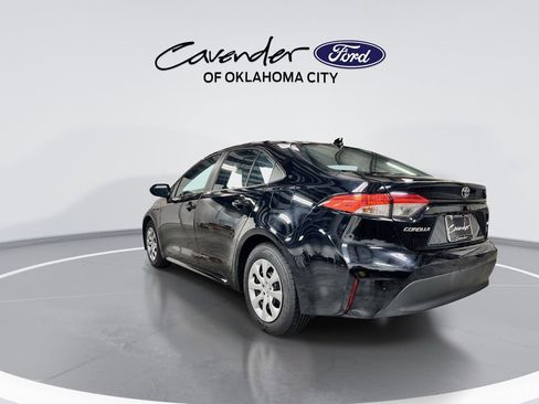 Used 2024 Toyota Corolla LE FWD image 6