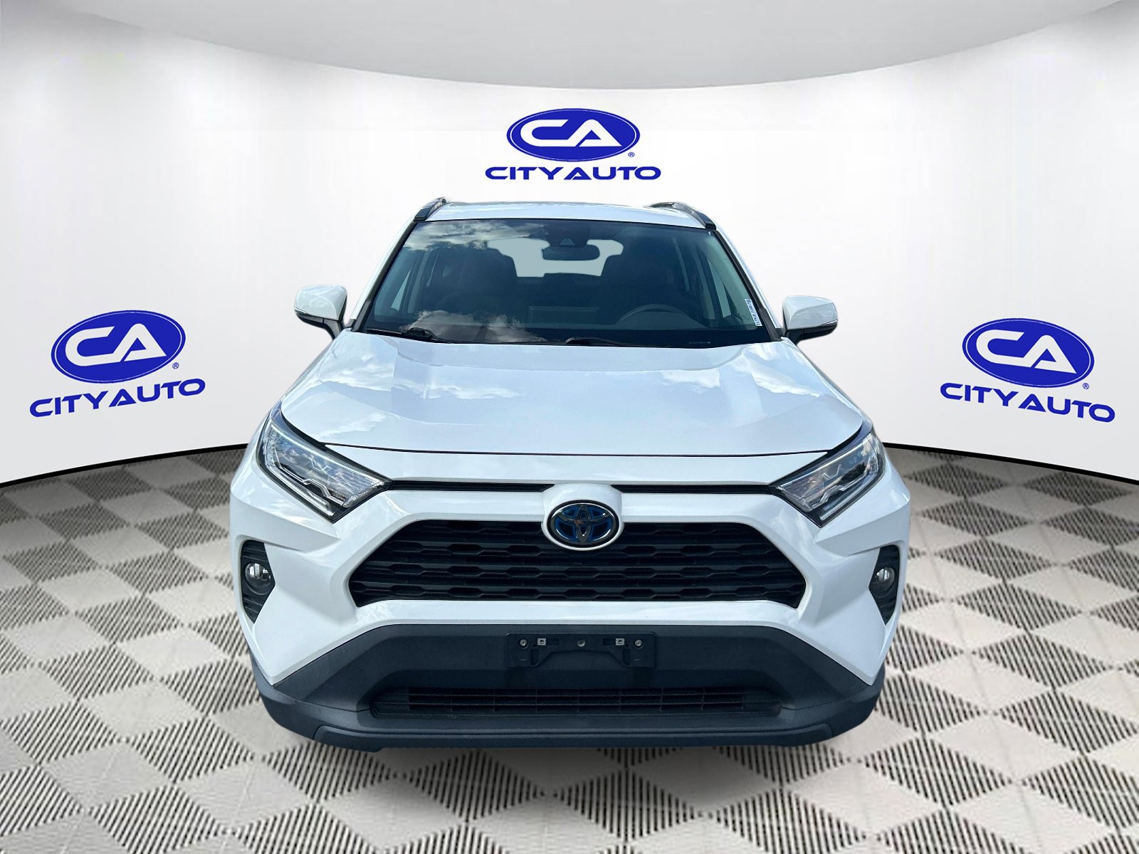 Used 2021 Toyota RAV4 XLE AWD/4WD image 10