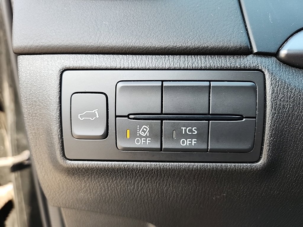 Used 2018 MAZDA CX-9 Touring AWD/4WD image 25