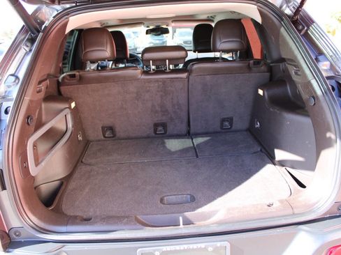 Used 2015 Jeep Cherokee Trailhawk w/ Comfort/Convenience Group image 5