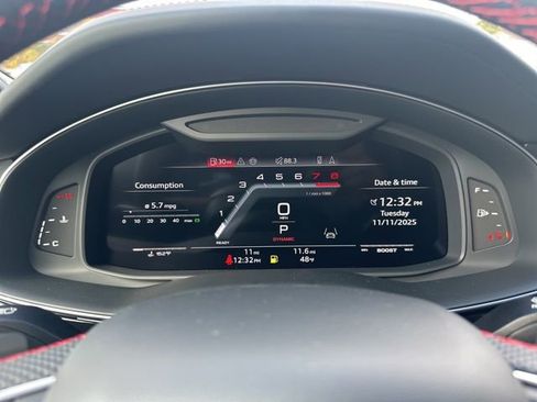New 2026 Audi SQ7 Prestige image 23