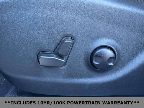 Used 2022 Jeep Cherokee Limited image 14