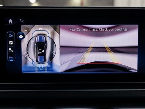 Certified 2026 Mercedes-Benz GLS 450 4MATIC image 18