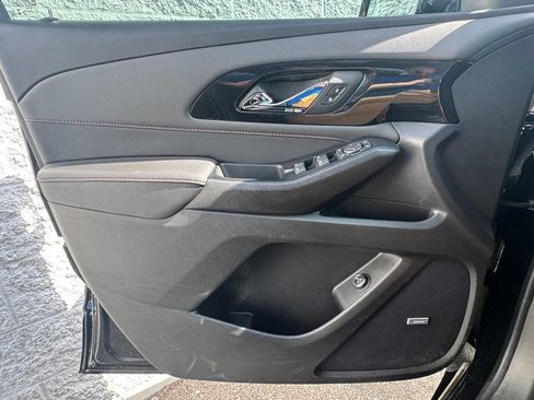 Used 2023 Chevrolet Traverse RS w/ LPO, Floor Liner Package AWD/4WD image 25