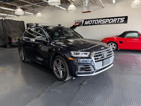 Used 2019 Audi SQ5 Prestige image 3