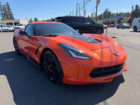 Used 2019 Chevrolet Corvette Stingray Coupe RWD image 17