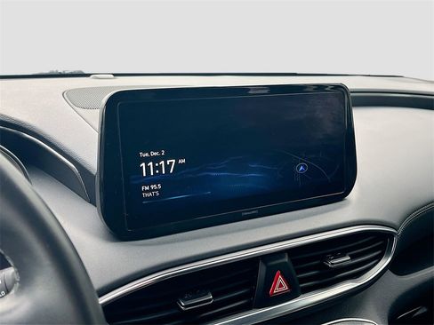 Used 2023 Hyundai Santa Fe SEL image 15